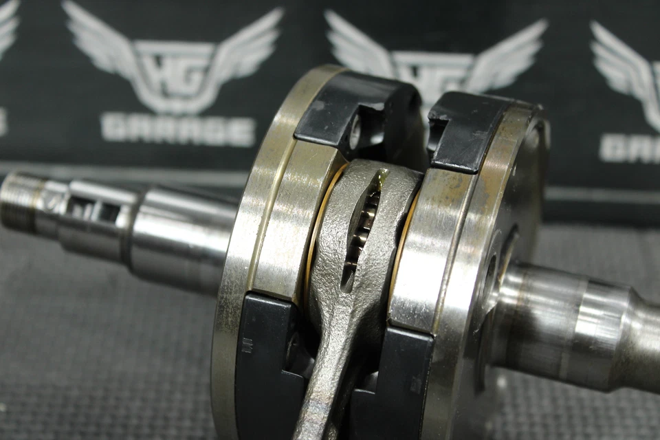 2004 KAWASAKI KDX200 KDX220R OEM ENGINE CRANKSHAFT CRANK SHAFT 13031-1382 MINT! - Image 2 of 4