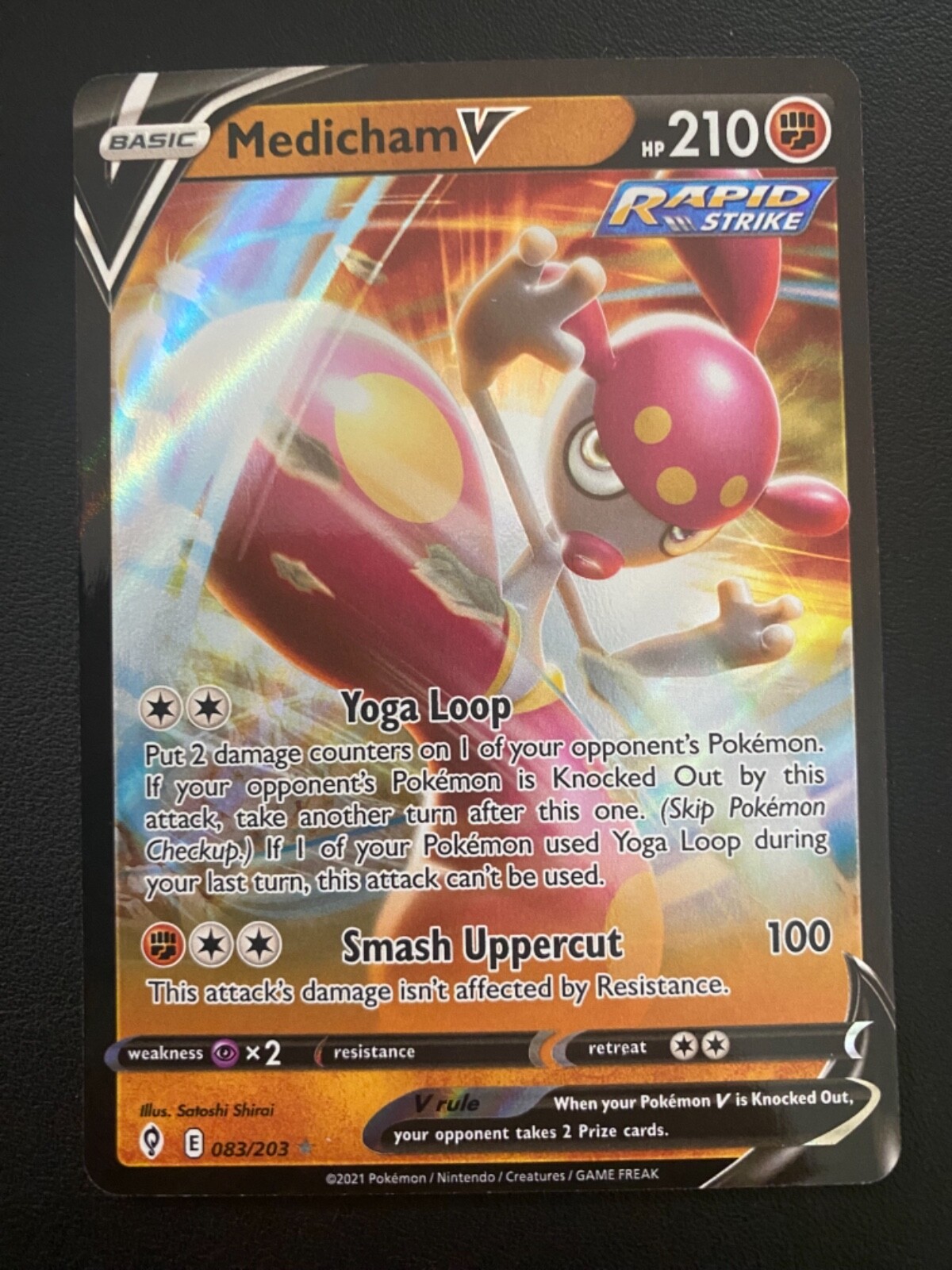 POKEMON TCG MEDICHAM V 83/203 SWSH EVOLVING SKIES ULTRA RARE!!