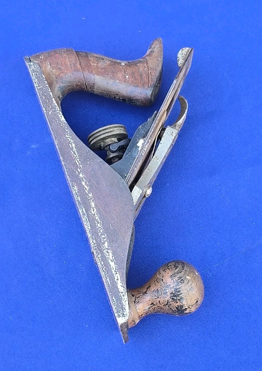 Vintage Stanley Bailey No. 4 Smooth Bottom Carpenters Wood Plane
