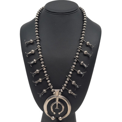 Old Pawn Vintage Sterling Silver Navajo Classic Squash Blossom Necklace
