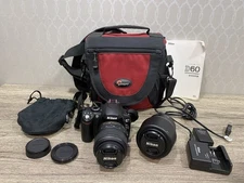 Nikon D60 with 18-55mm VR lens, required comment
