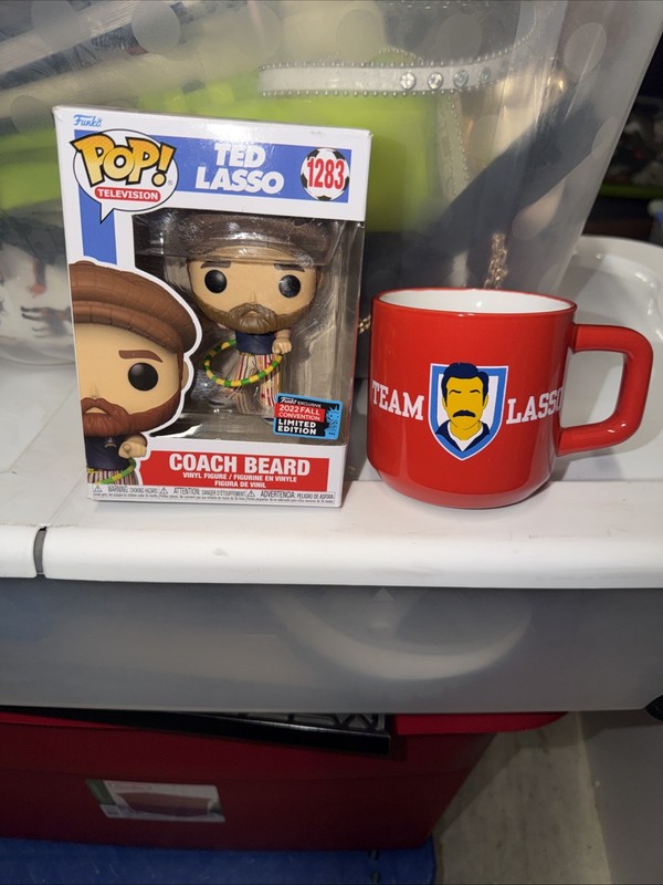 Funko Pop! Television Ted Lasso Coach Beard #1283 2022 Fall Con Excl Vinyl Fig