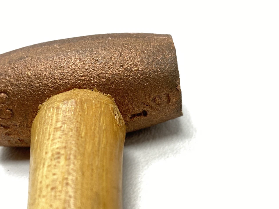 Martillo con cabeza de bronce sin chispas mango de nogal americano TEMCO 1/2 lb ¡Excelente estado! Foto 4 de 4