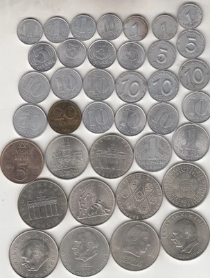 DDR: Lot von 38 Münzen (1 Pfennig - 20 Mark) - Bild 1 von 2