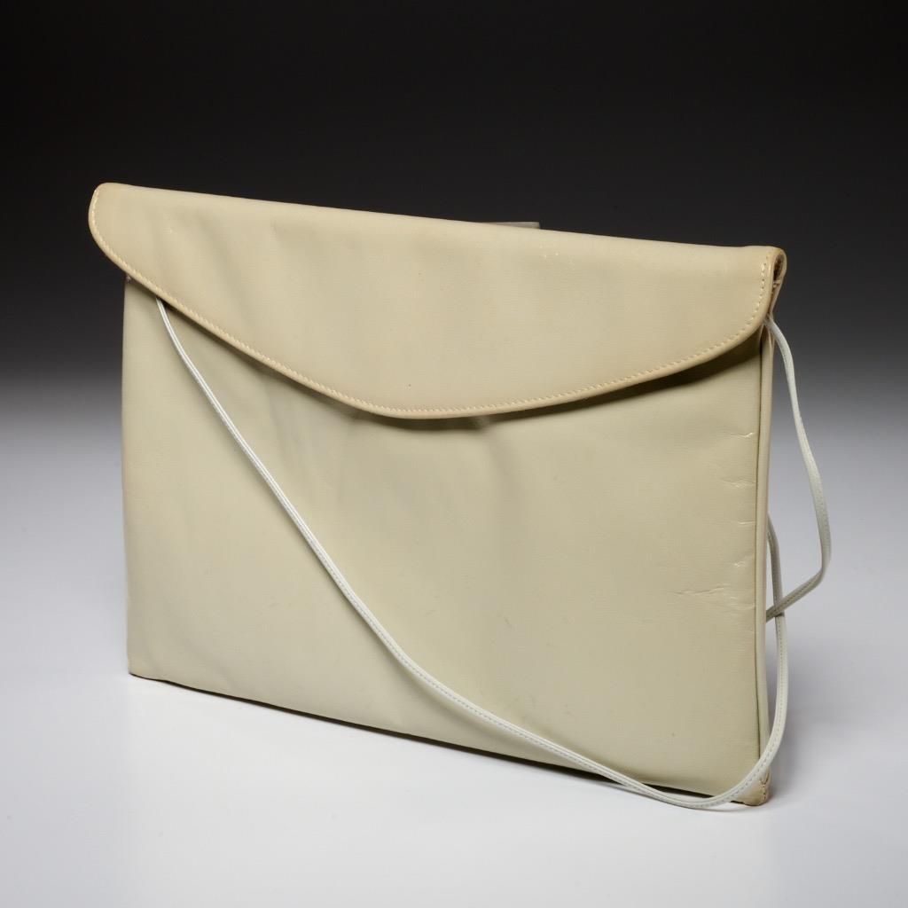 Richard Bienen Davis Ivory White Envelope Clutch Evening Purse Bag