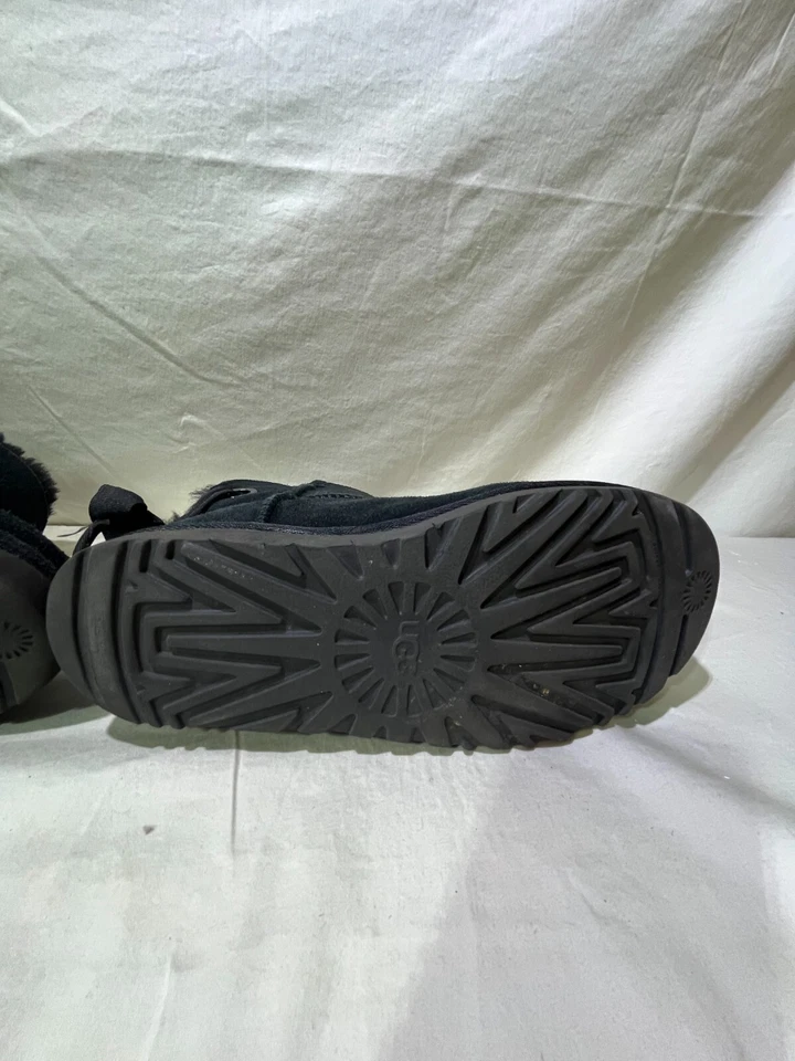 UGG мини Bailey бант II размер 7 черный теплый замши овчины ботинки - Изображение 4 из 4