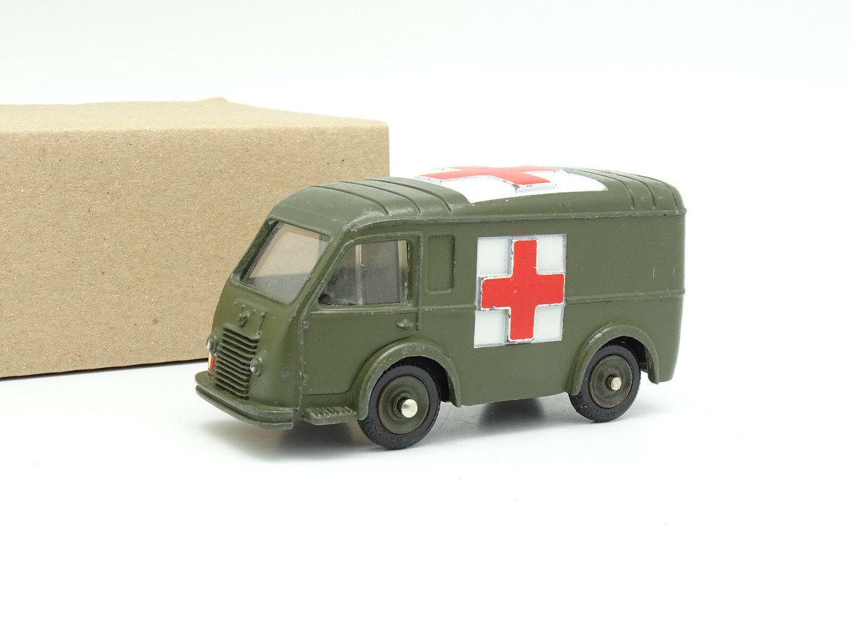 ミニカー DINKY TOYS ambulance militaire renault Dinky Toys Ambulance Militaire Renault | eBay