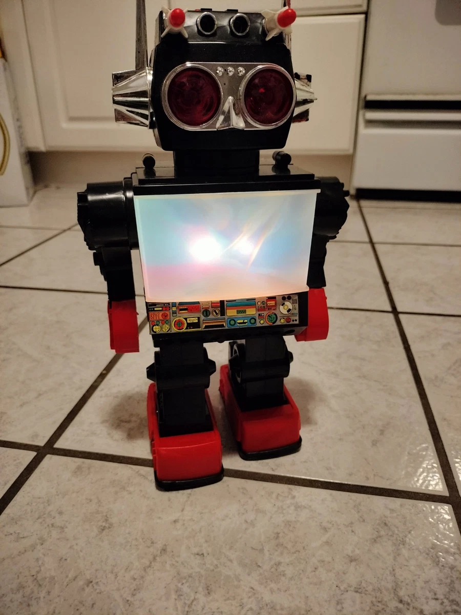 Saturn Robot | eBay