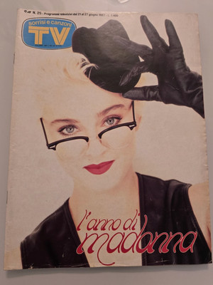 Madonna - A very rare magazine from Italy 30/1987 (Full magazine)