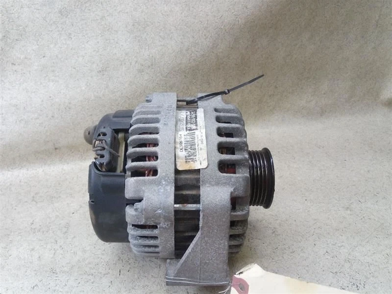 Alternador usado Reman para camioneta Chevrolet 01-02 GC4-186806 Foto 2 de 4