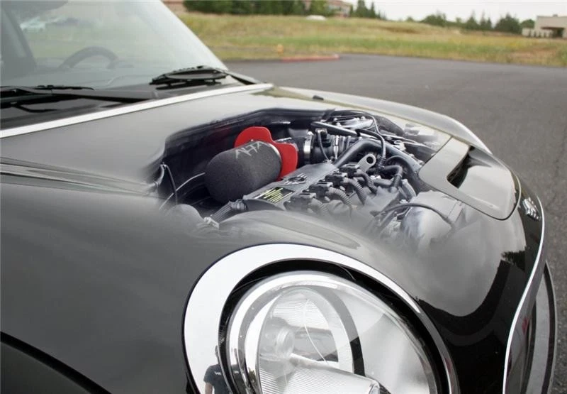 Entrada de aire frío ALTA R56 Cooper S caja roja Foto 2 de 4