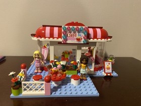 LEGO Friends 3061 City Park Cafe and 3934 Miami Puppy House 100% Complete