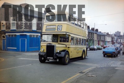 35 mm Farbnegativ Wallasey Leyland Titan PD2 Metro Cammell 54 AHF850 um 1986