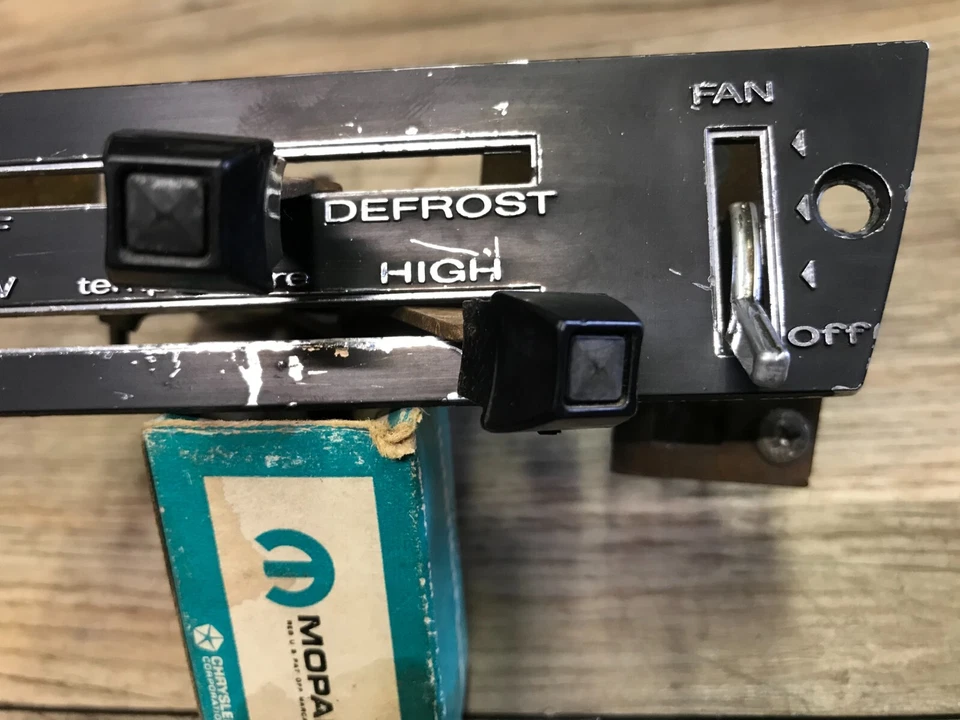 1966 67 PLYMOUTH SATÉLITE GTX BELVEDERE B CORPO MOPAR PAINEL CONTROLES DE AQUECEDOR (A) - Imagem 2 de 4