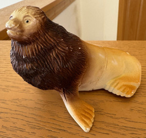 Vtg Sea Lion Toy 1991 5" x 4" x 3" Plastic Vintage 90s Unbranded Brown Tan