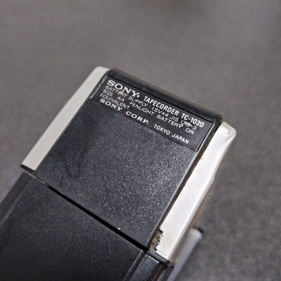 昭和レトロSONYカセットプレーヤーTC-1020/TCM-1000A現状品/ Yahoo!オークション -「sony tcm-1000a」の落札相場・落札価格