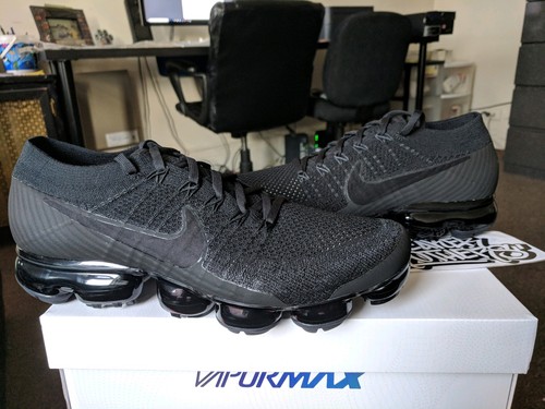 nike air vapormax flyknit triple noir