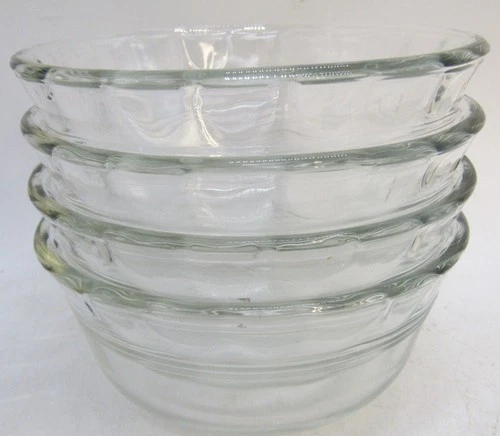 Vintage Pyrex 300ml. Clear Glass Custard Cup with Ruffled Edge, Set of 4.
