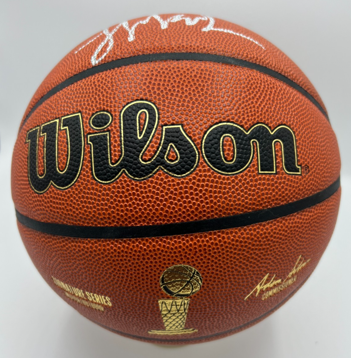YANG HANSEN 楊漢森 AUTOGRAPHED SIGNED WILSON NBA I/O BASKETBALL