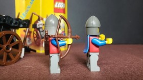 LEGO Vintage (1986) Castle- Lion Knights Set #6012 Siege Cart Complete w/ Instr