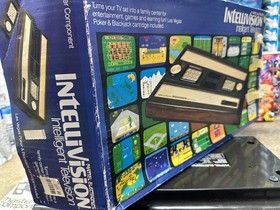 MATTEL INTELLIVISION CONSOLE VINTAGE VIDEO GAME SYSTEM COMPLETE IN BOX W/6 GAMES