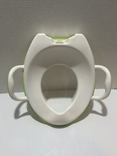 Munchkin Sturdy Non-Slip Edges Potty Seat Green potty training handles portable