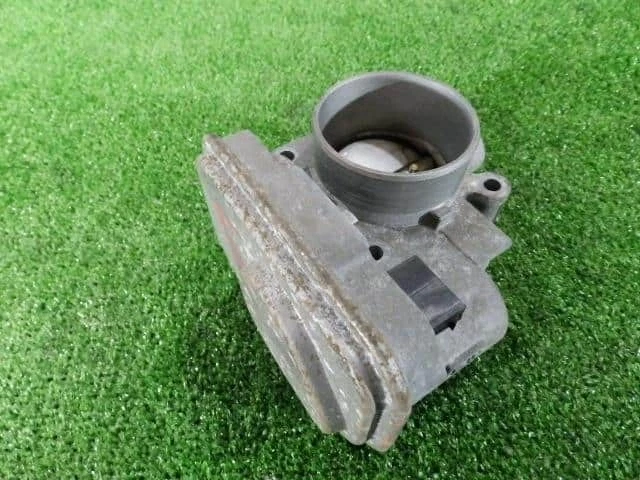 Chrysler Jeep Patriot 2007 ABA-MK74 carrocería del acelerador 5429090 [usado] [PA85692695] Foto 2 de 4