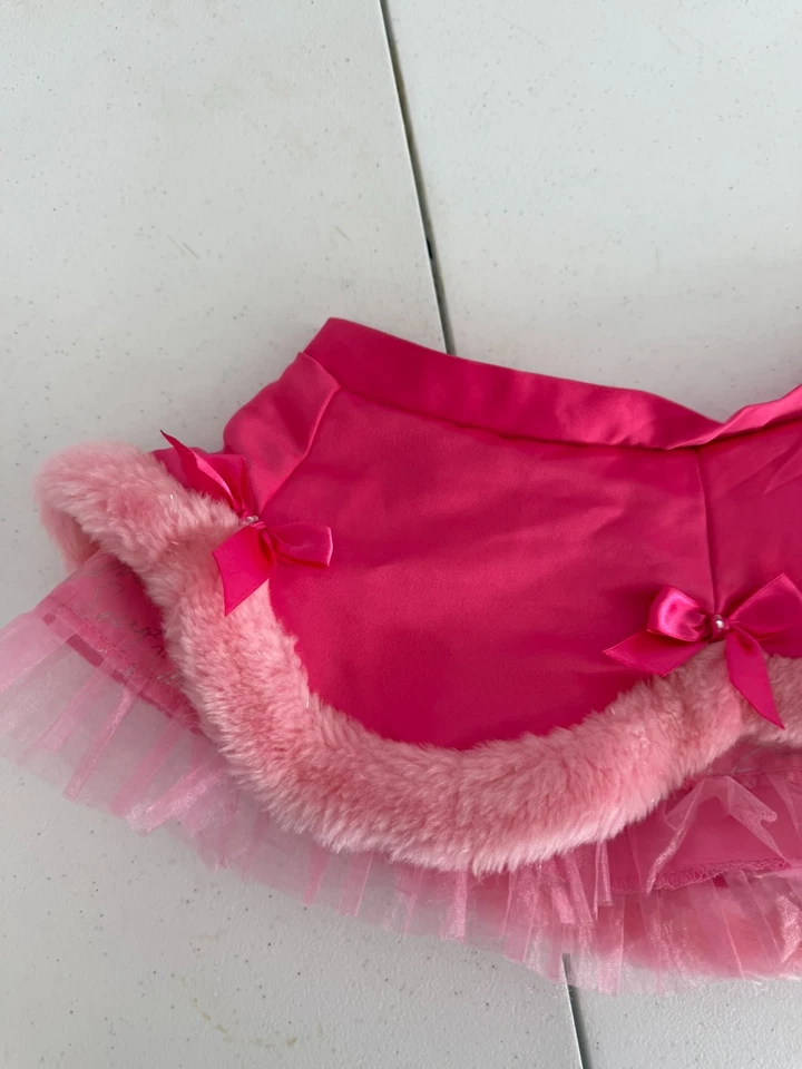 Falda Victoria Secret de terciopelo satinado para bebé de Papá Noel Foto 2 de 4