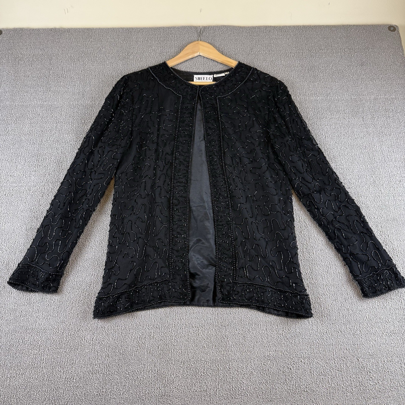 VTG Swelo Black Silk Beaded Formal Jacket Size medium Formal *Read Description