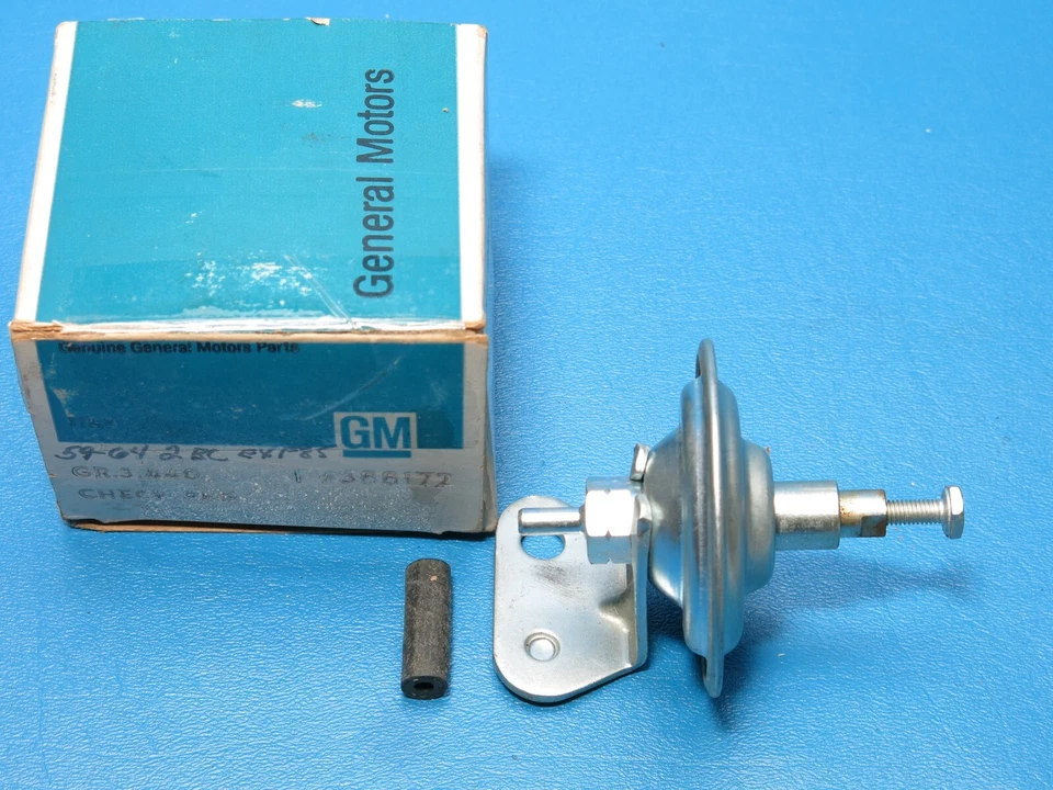 NOS GM 1959-1964 Oldsmobile 98 88 Starfire 2bbc H.T. Válvula de retenção e filtro 388172 - Imagem 2 de 4