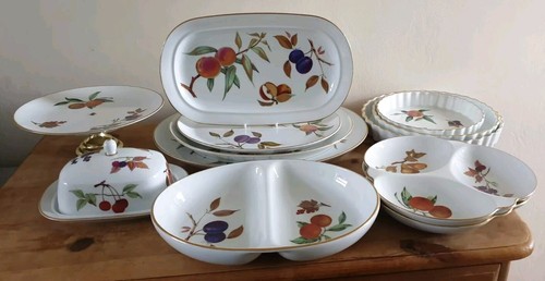 Royal Worcester Evesham Platte, ovaler Teller, Kuchenständer, Butterdose, geteilte Schale