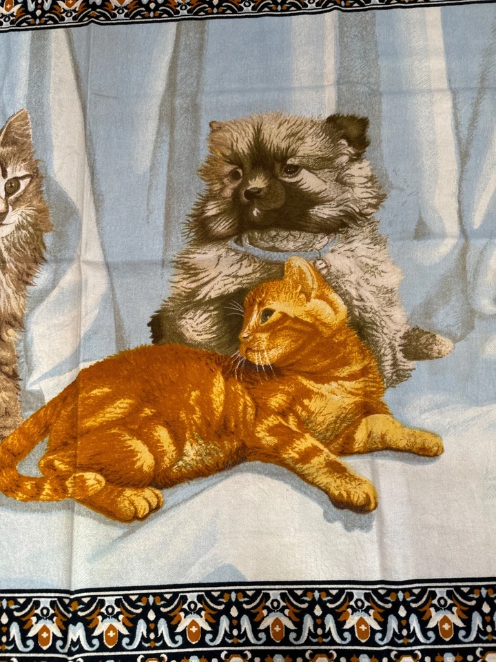 Tapiz tejido de algodón con temática de mascotas RT Co. - Hecho en Turquía - Adorable gato y perro De Foto 4 de 4