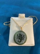 VTG Green Jade pendant Carved scorpio zodiac sign & 12k gold Filled 18" Necklace