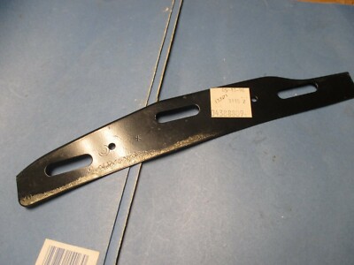 PLATE REAR BUMPER FASCIA MOUNT N.O.S.1990-1991 DYNASTY+NEWYORKER 46388809