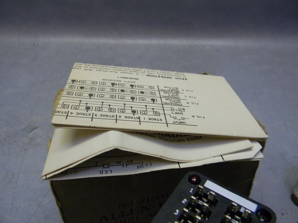 Allen-Bradley 1612L-T11SX589 Serie A Unidad de Registro de Cambio de Caña Seca Lote de 2 Foto 2 de 4