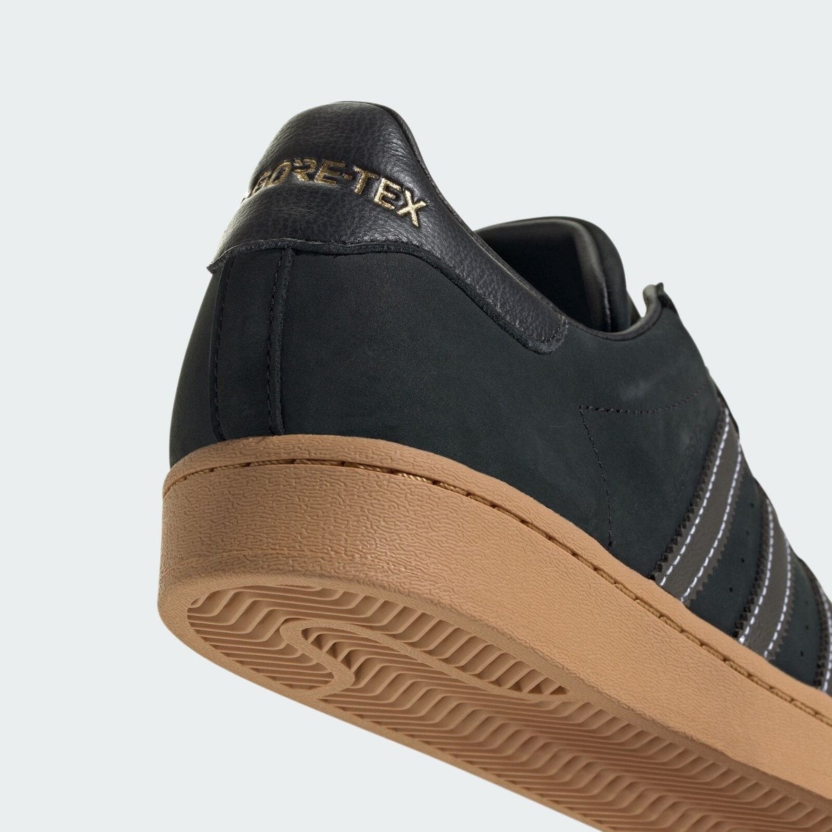 adidas Originals Superstar GORE-TEX Gum Shadow Olive IF6161 adidas Originals Superstar GORE-TEX Gum Shadow Olive IF6161