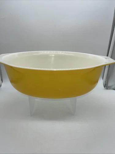 Vintage PYREX Sunflower Yellow Oval 045 Casserole Glass Baking Dish 2.5 Qt