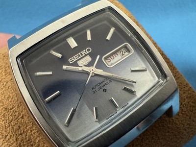 Seiko 6119-5520 blue & grey striped TV dial Men's Vintage Watch