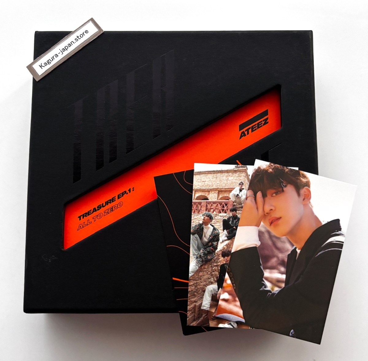 ATEEZ TREASURE EP.1 All To Zero CD + [YUNHO] Photocard + Random