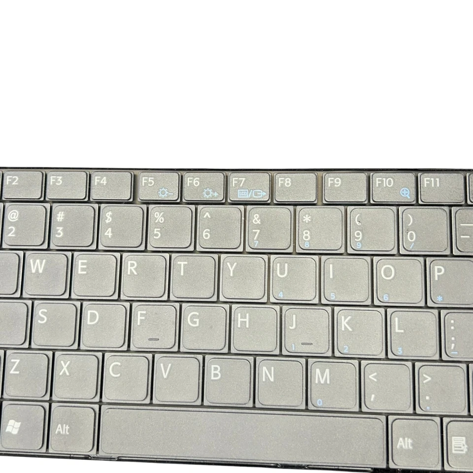 Portátil Sony Vaio PCG-8V1L XP Intel Centrino Duo T2400 HD 1080p con Blu-Ray Foto 3 de 4