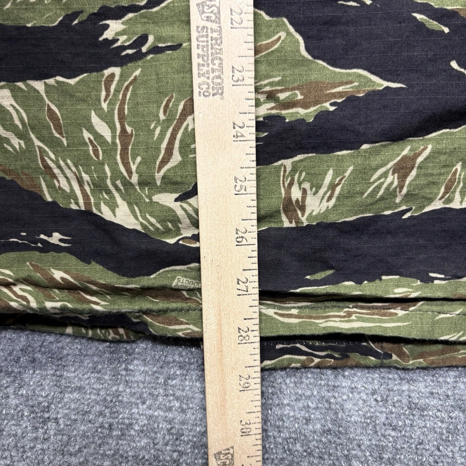 Stan Ray USA Tigerstripe Long Sleeve Ripstop Camo 4 Pocket Button-Up Size Large - product detail image 7