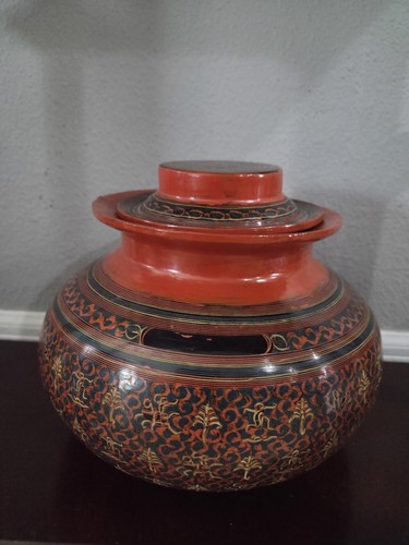 Burmese lacquerware Wood vessel "Ok-Kwet" Intricate Design Peacock Vtg 7.5" Tall - Picture 4 of 24