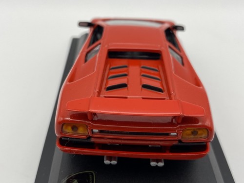 Lamborghini Diablo DelPrado Universal hobbies collection 1:43 Diecast coche - 第 4/5 張圖片