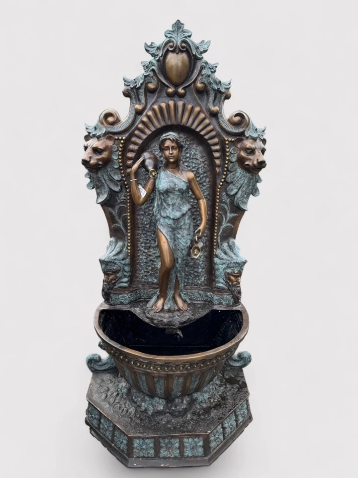 XL Wandbrunnen Bronze massiv Frau mit Krug Löwenköpfe Poseidonköpfe H178cm