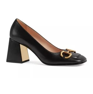 Escarpin Gucci Baby Horsebit talon bloc cuir noir or EU 39,5 US 9,5 Neuf dans sa boîte