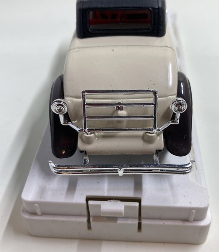 1/43 Model Car Solido Duesenberg Spider no. 4035 USA - Picture 17 of 24
