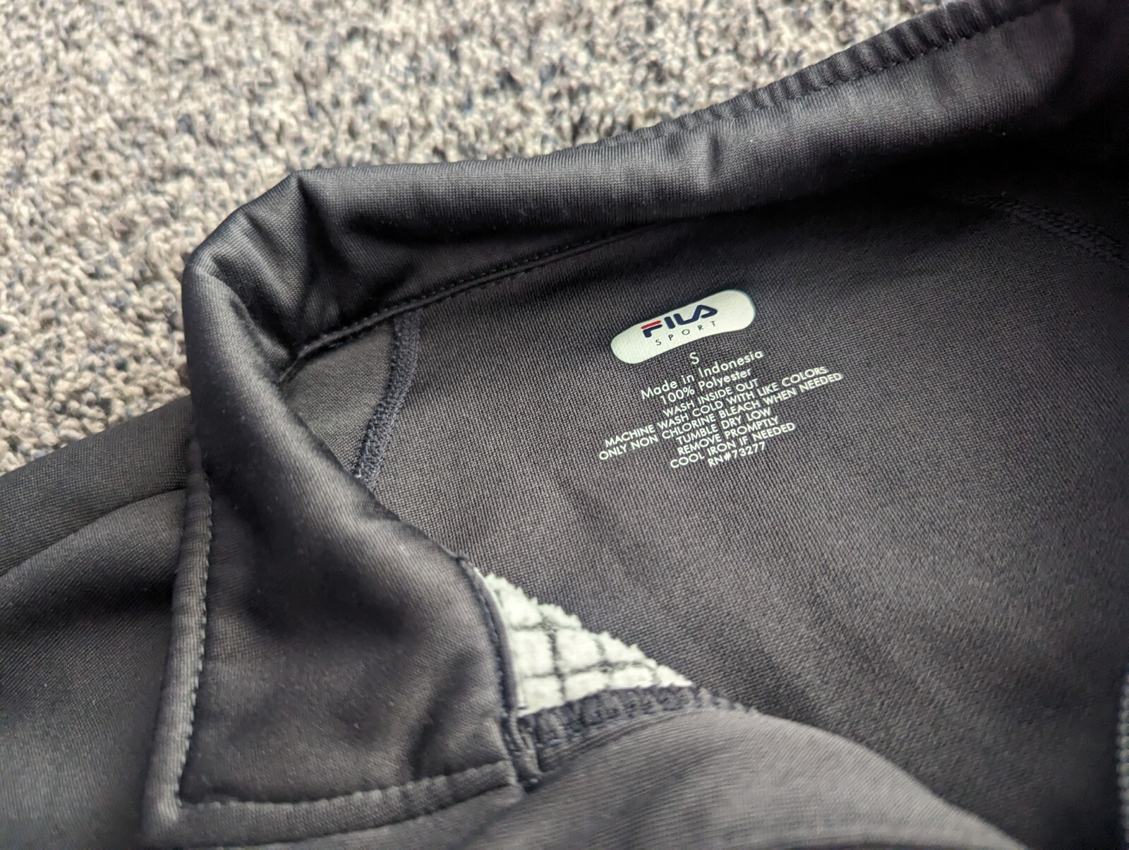 Giacca da donna atletica Fila Sport 1 2 cerniera grigio pullover taglia S abbigliamento attivo bella