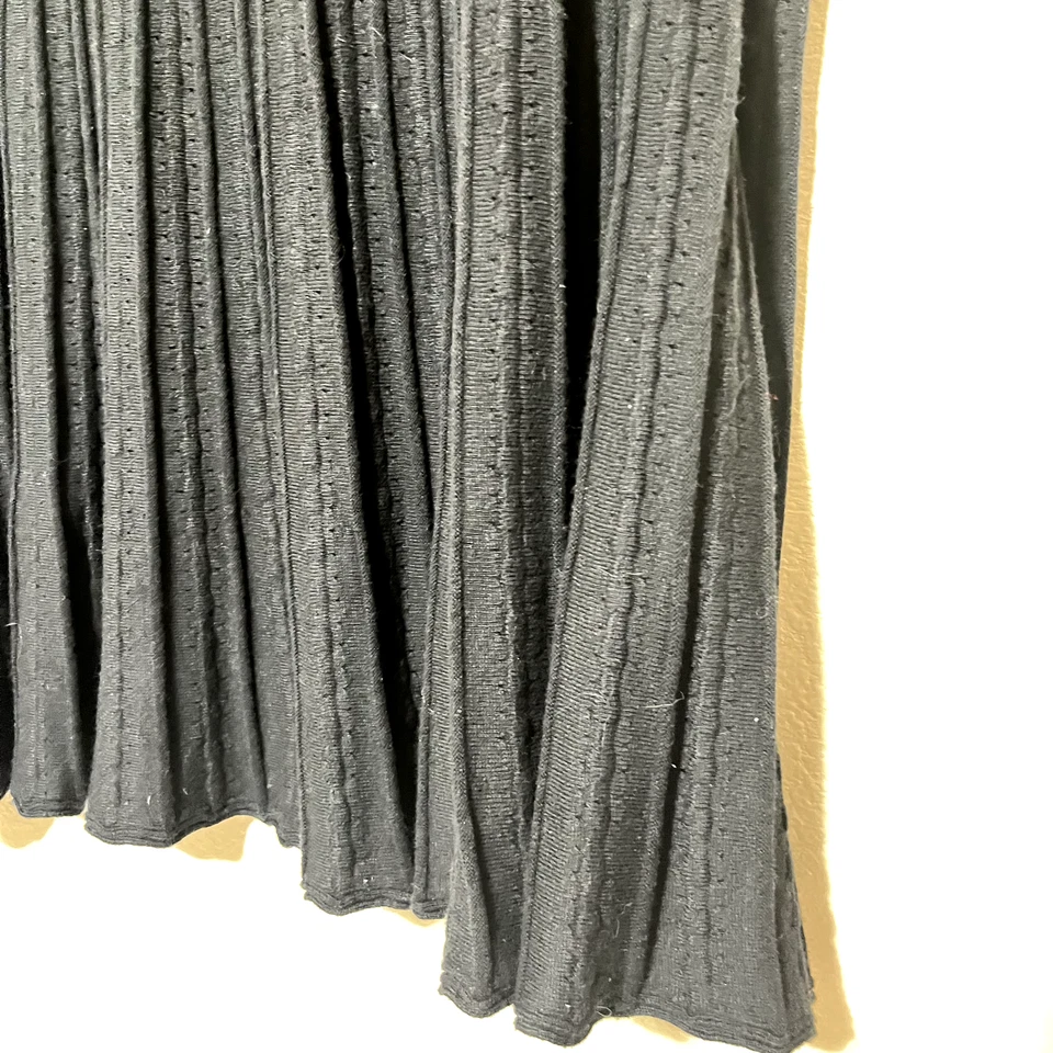 Ellen Tracy Women's Black Pleated Skirt- Size XL accordion ribbed sweater knit - Image 2 of 4