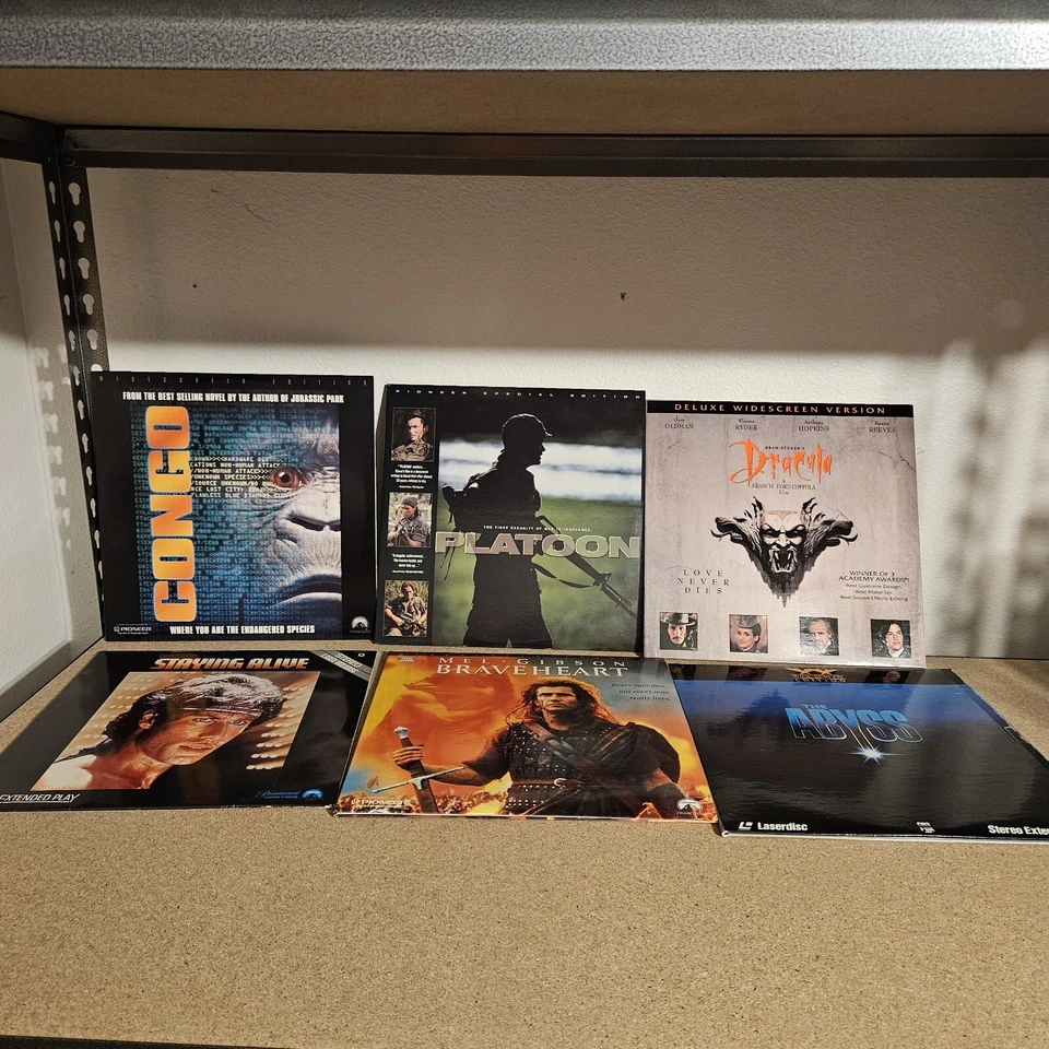 Lot of 30 Laserdisc Action Thriller Vintage Movies LD Dangerous Minds Dragon  - Image 2 of 4