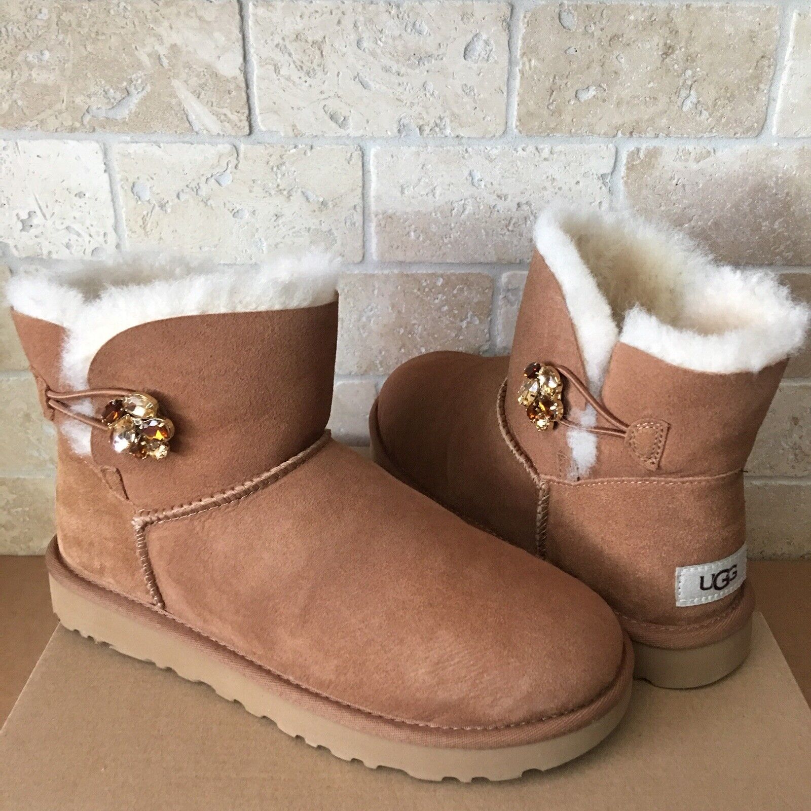 UGG Mini Bailey Button Gem Swarovski Crystal Chestnut Suede Boots Size 6 Women UGG Mini Bailey Button Gem Swarovski Crystal Chestnut Suede Boots Size 6 Women